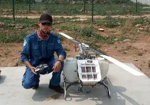 農(nóng)民工返鄉(xiāng)創(chuàng)業(yè)，無人機(jī)成就夢(mèng)想